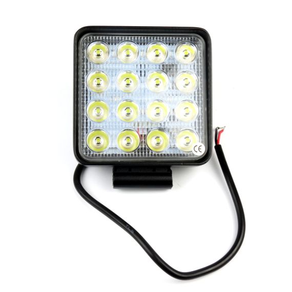 Фара светодиодная квадратная 48 W R-SPOT (16 диодов)
