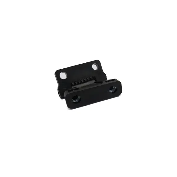 Петля зажимная левая, T7060 / Puma 82033690 82033690