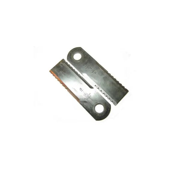 Нож John Deere Z103205 175x50x4.5 mm/ø20 измельчителя подвижный зубчатый
