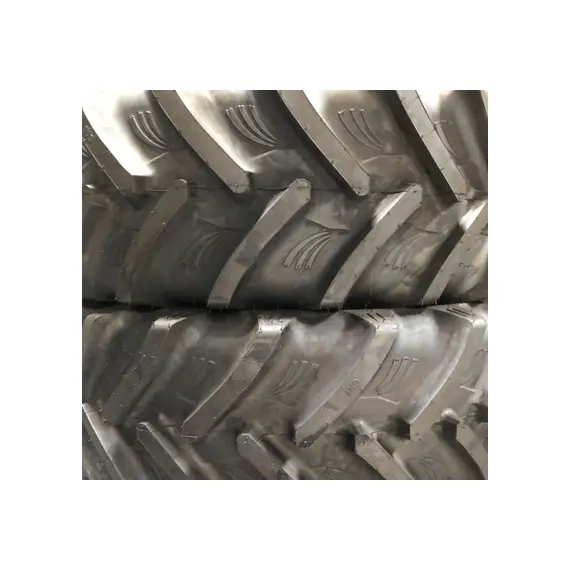 Шина с/г 420/70R28 GREEN XLR70 133A8/133B Tubeless (GRI), фотография 2