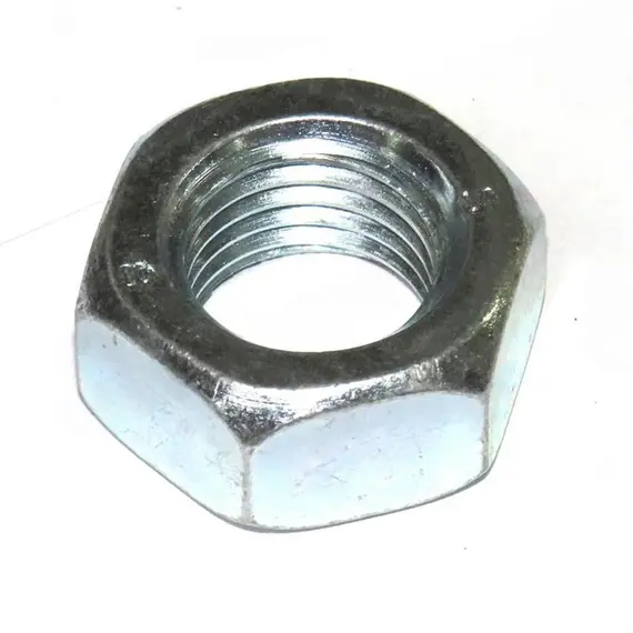 Гайка M30 правая к технике Квернеланд 016045
